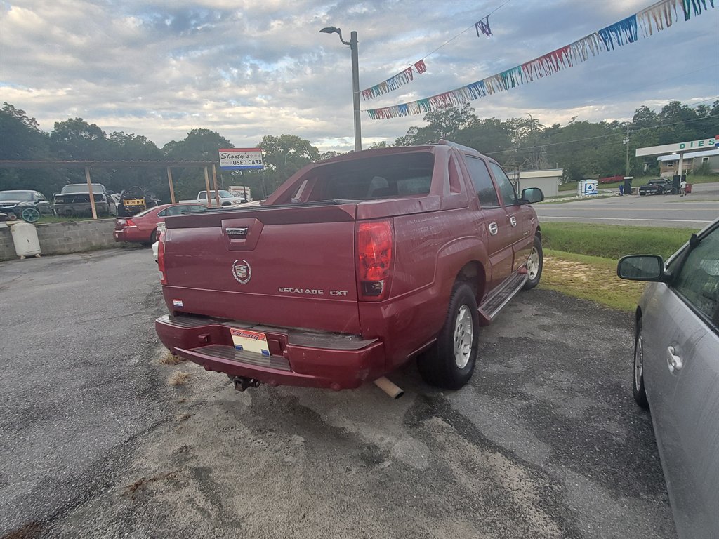 2004 Cadillac Escalade - $7,395