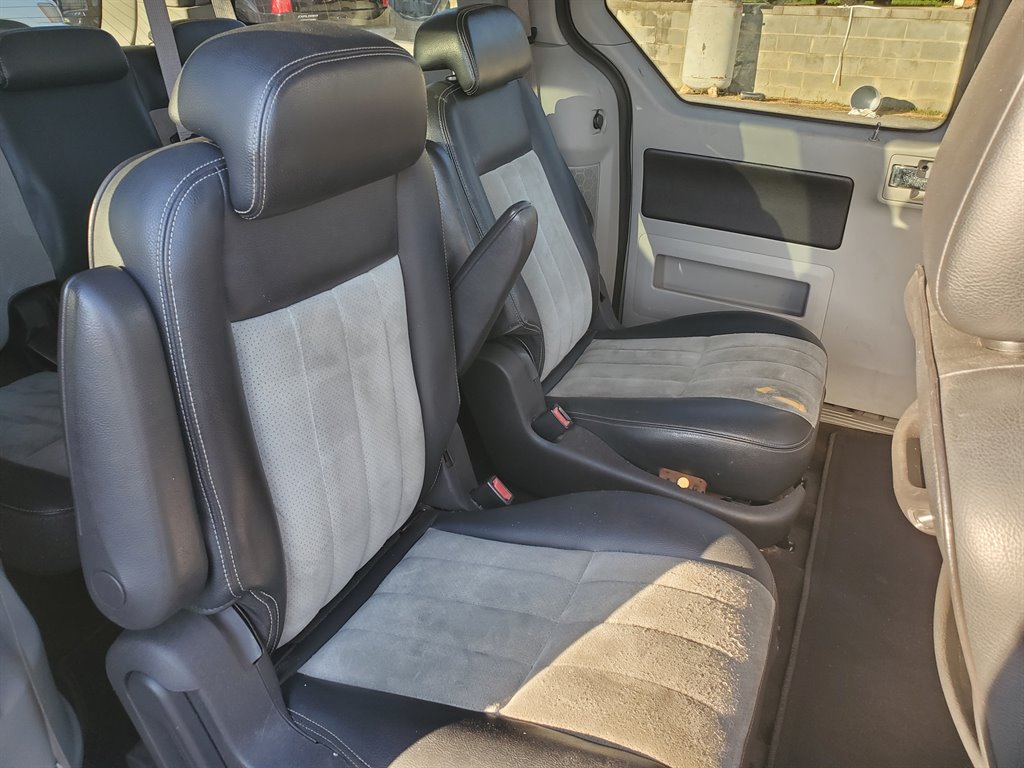 2006 Mercury Mountaineer - $4,400