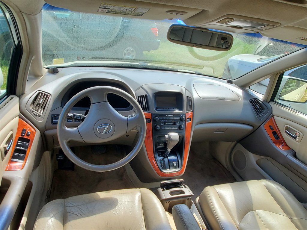 2002 Lexus RX - $6,395