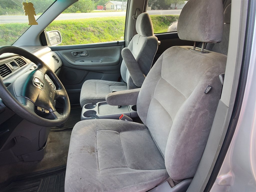 2003 Honda Odyssey - $4,495