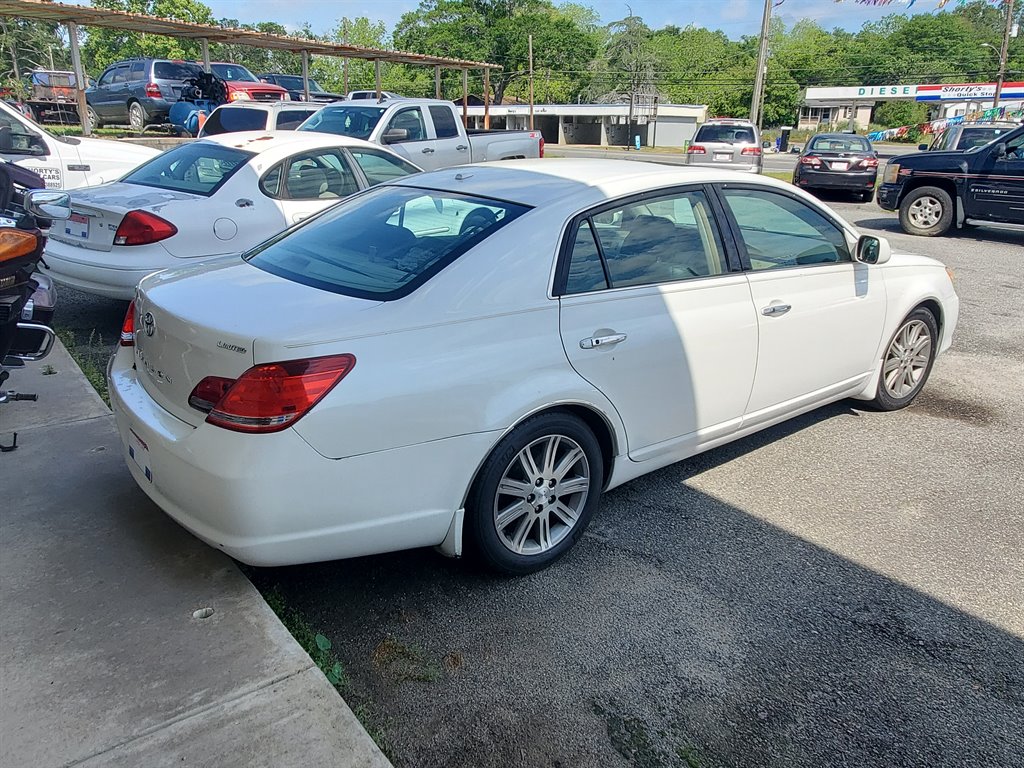 2009 Toyota Avalon Limited photo