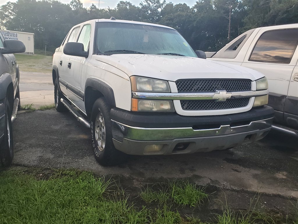 2004 Chevrolet Avalanche - $7,595