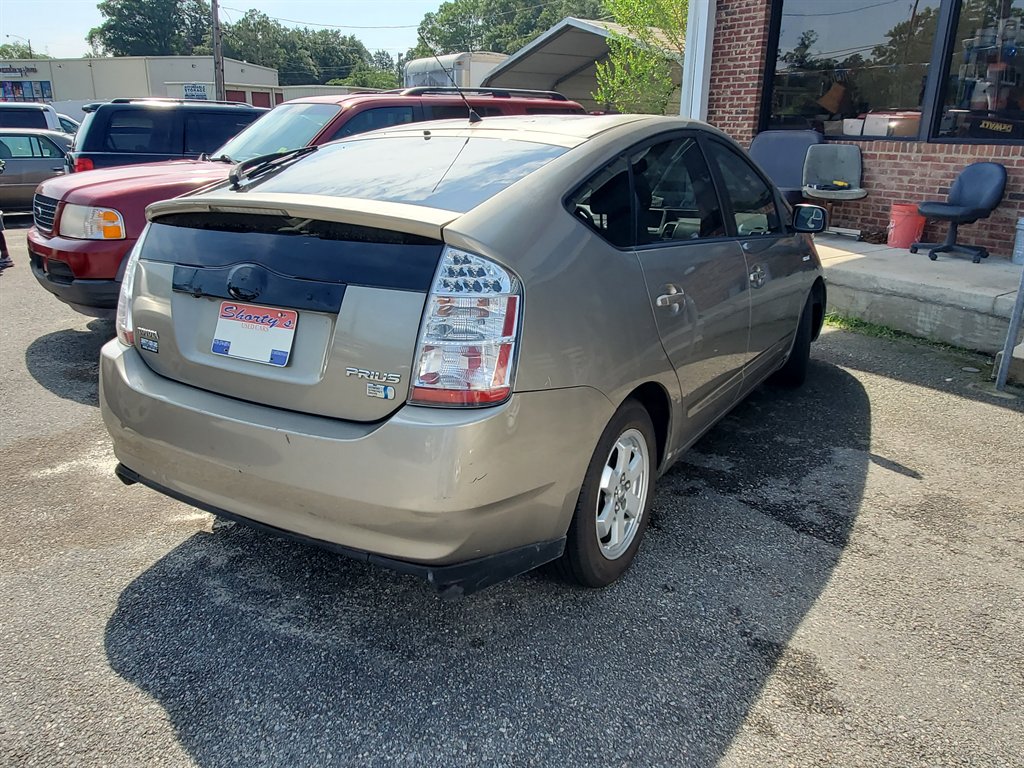 2008 Toyota Prius - $5,895