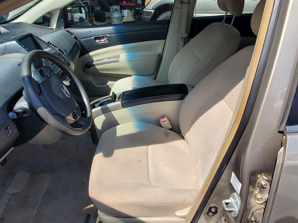 2008 Toyota Prius - $5,895