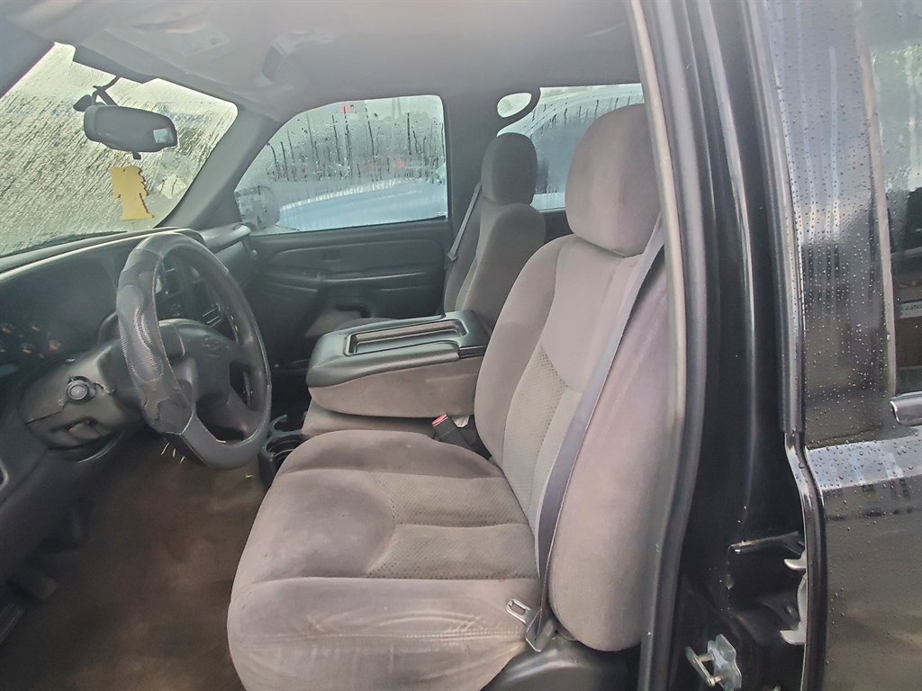 2006 Chevrolet Silverado - $10,695