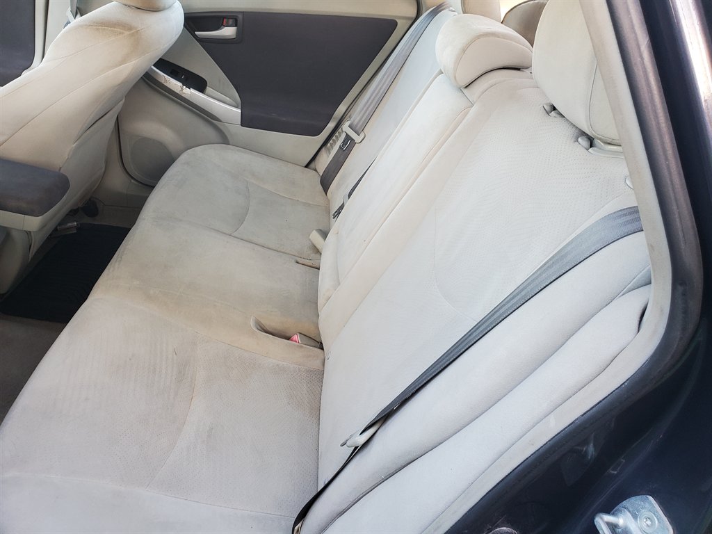 2010 Toyota Prius - $7,395