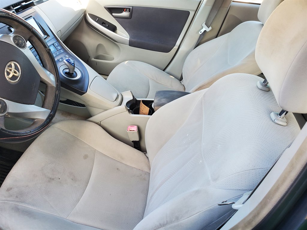 2010 Toyota Prius - $7,395