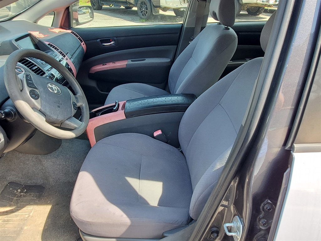 2007 Toyota Prius - $6,995
