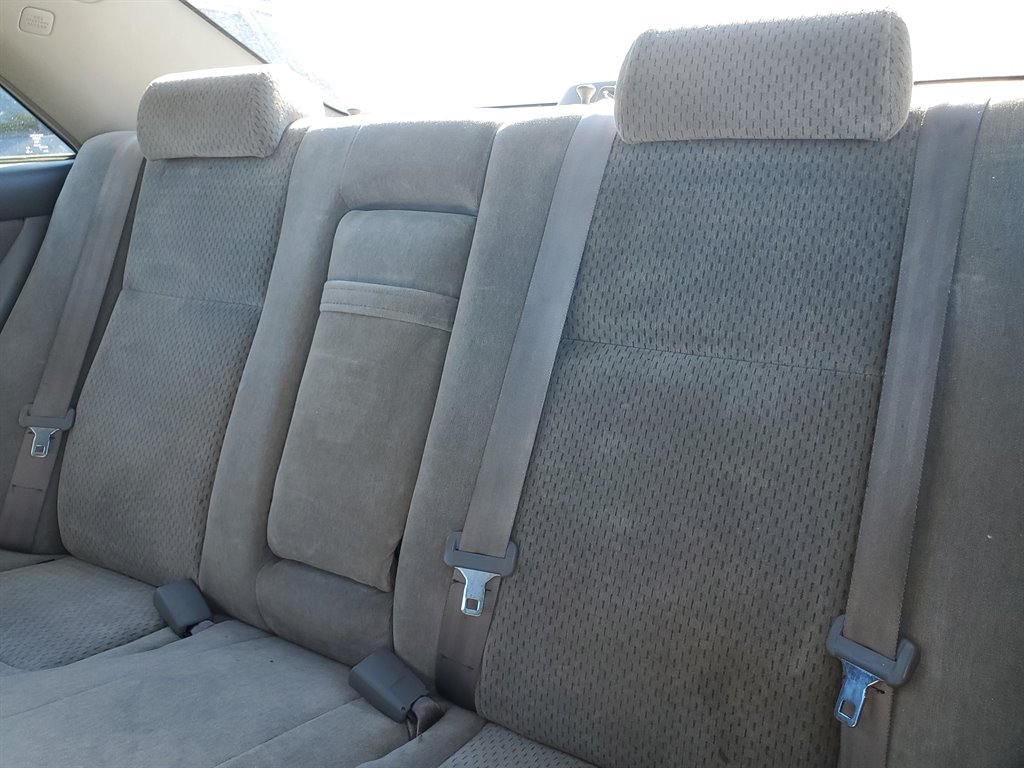 2002 Toyota Camry LE V6 photo