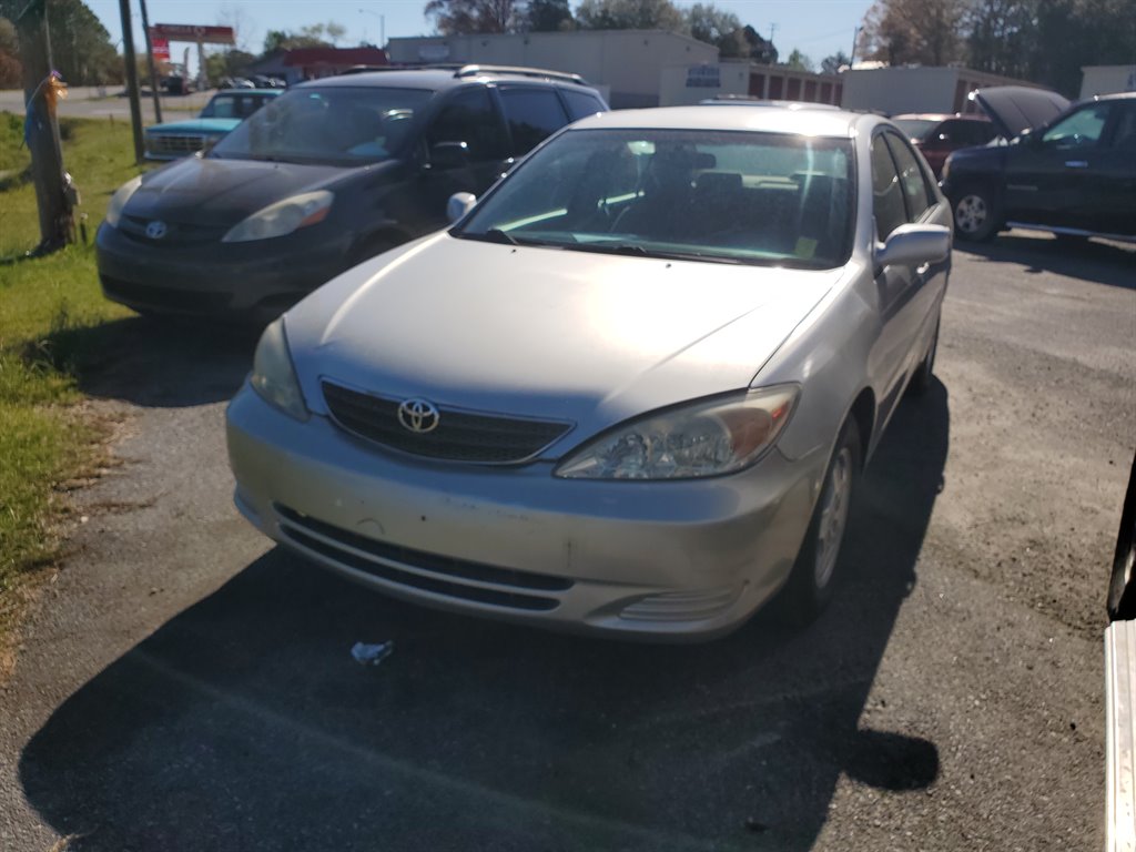 2002 Toyota Camry LE V6 photo