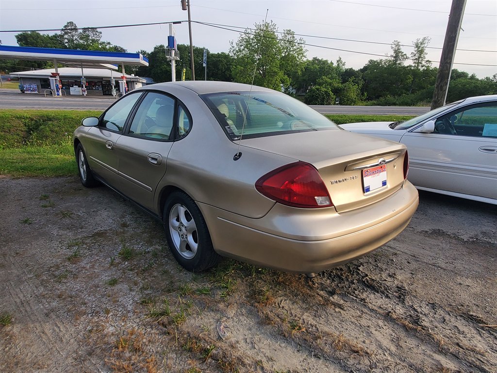 2001 Ford Taurus - $4,995