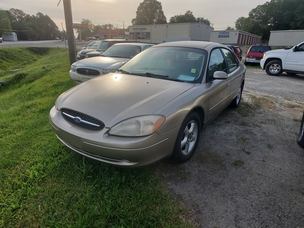 2001 Ford Taurus - $4,995