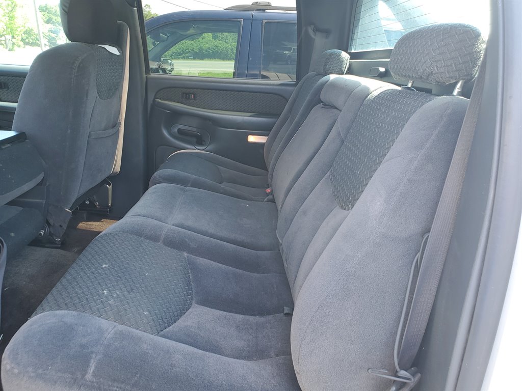 2002 Chevrolet Tahoe - $9,195