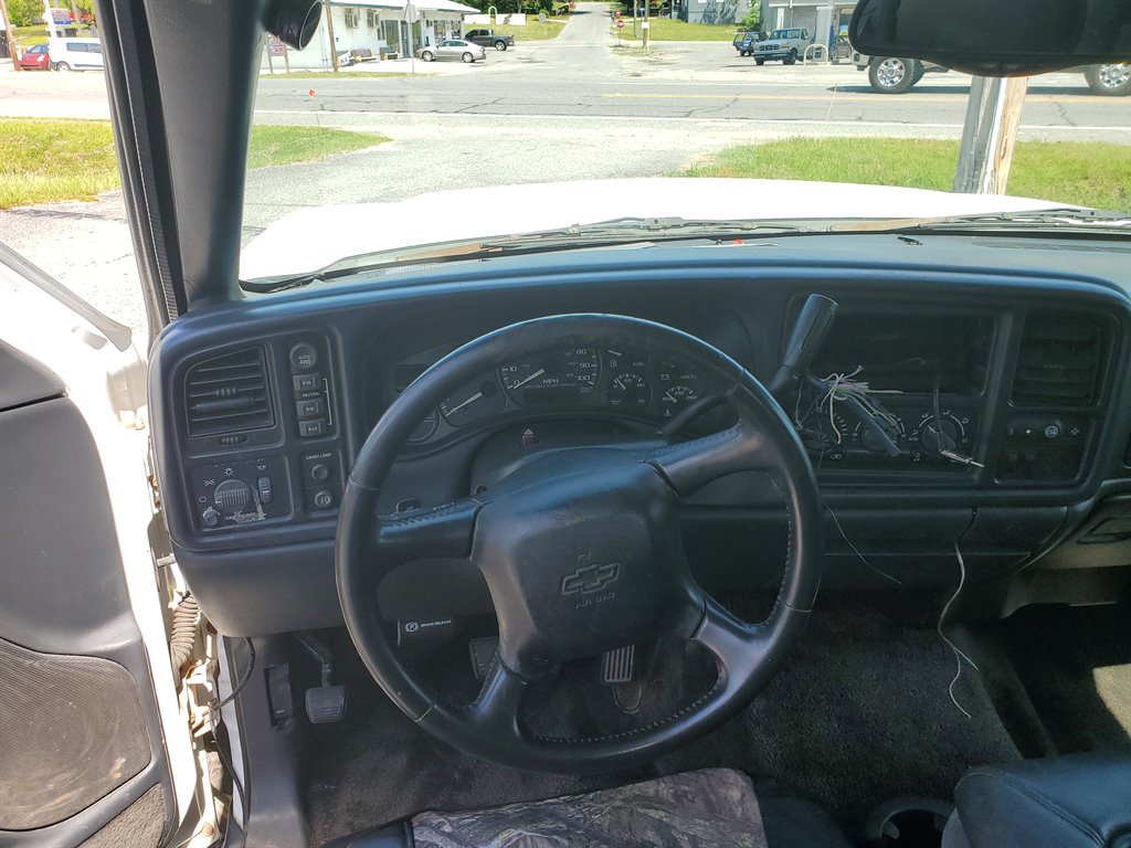 2002 Chevrolet Tahoe - $9,195