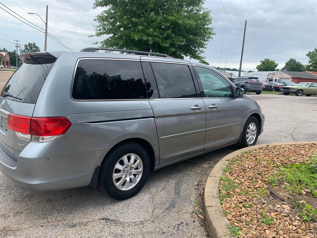 2009 Honda Odyssey - $7,000