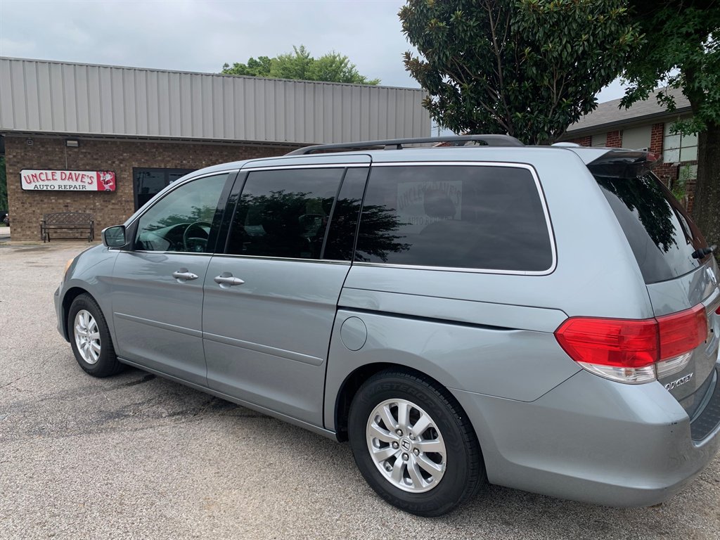 2010 Honda Odyssey - $5,000