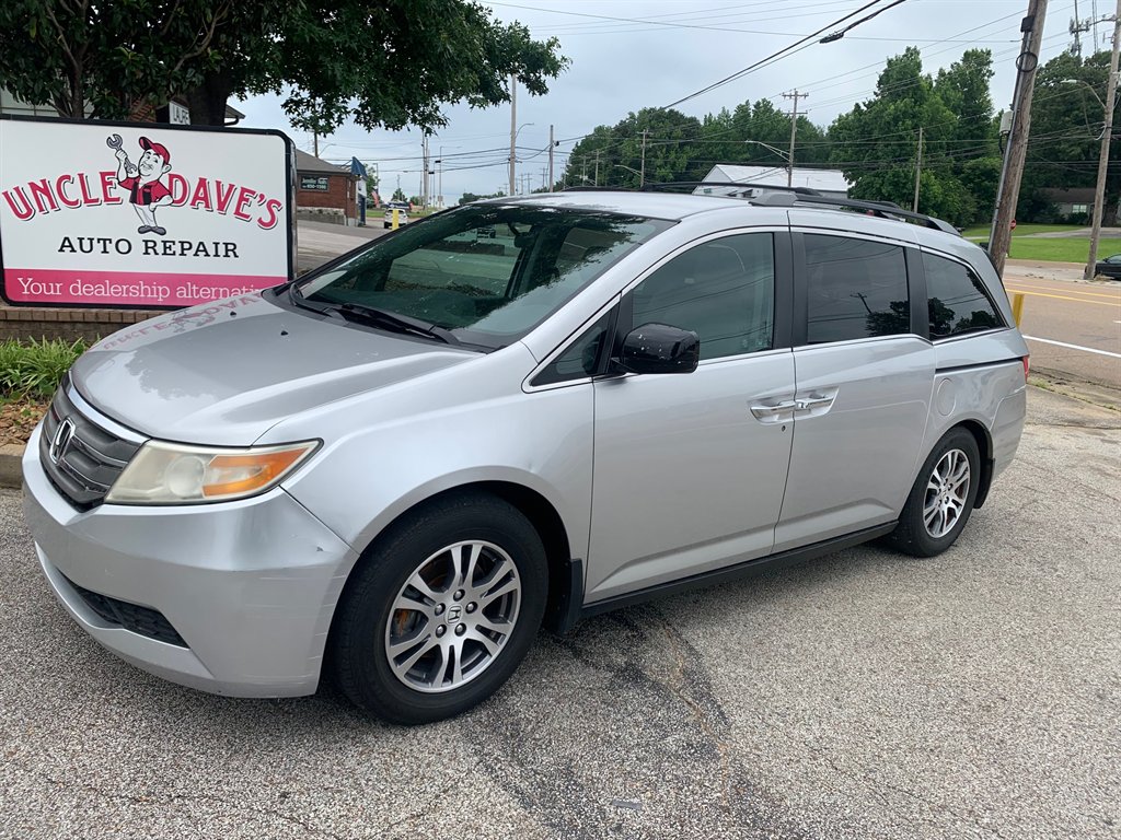 2012 Honda Odyssey - $7,500