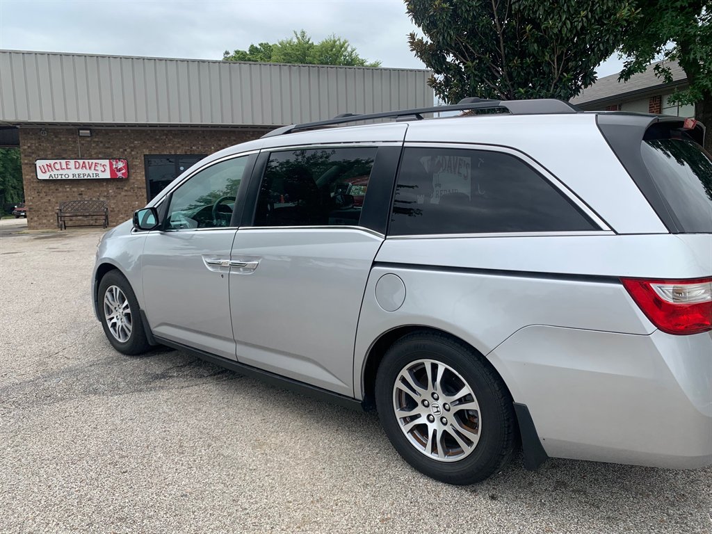 2012 Honda Odyssey - $7,500