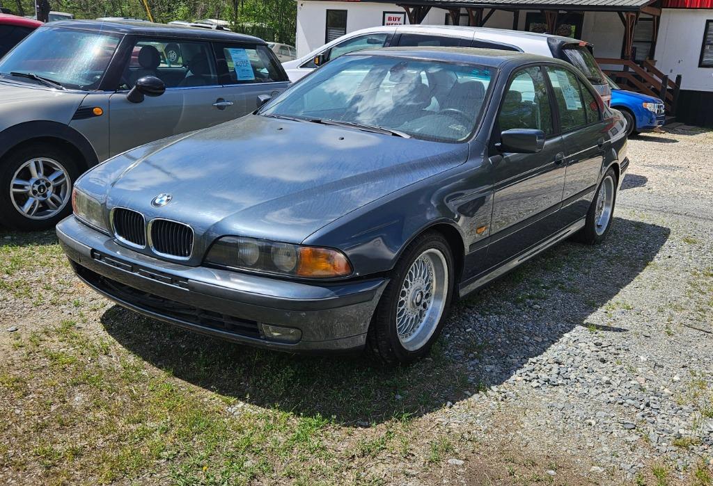 2000 BMW 5-Series 528i photo