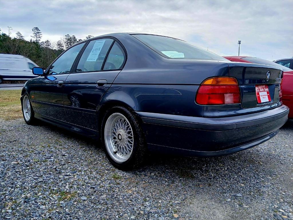 2000 BMW 5-Series 528i photo