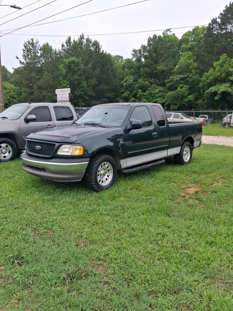 2002 Ford F150 - $8,995