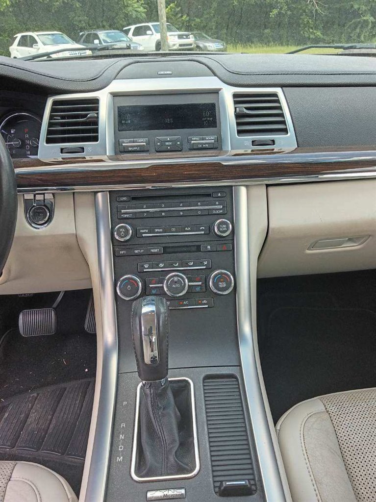 2010 Lincoln MKS - $11,995