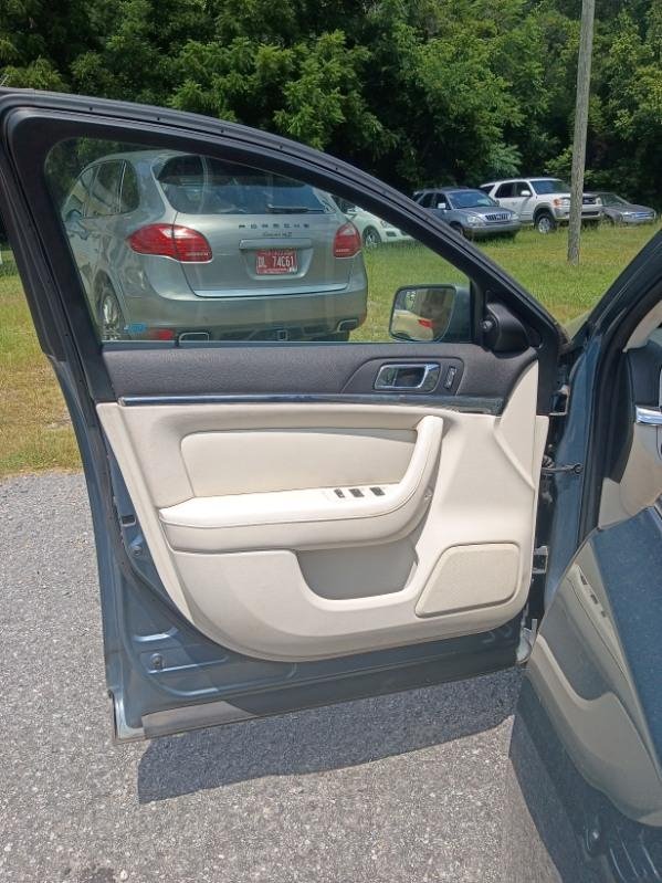 2010 Lincoln MKS - $11,995