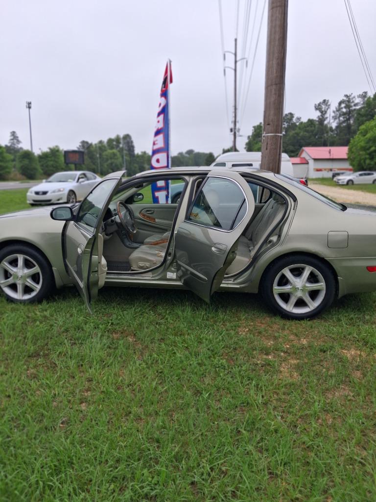 2002 INFINITI I35 - $7,495