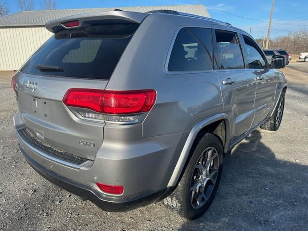 2018 Jeep Cherokee - $11,995