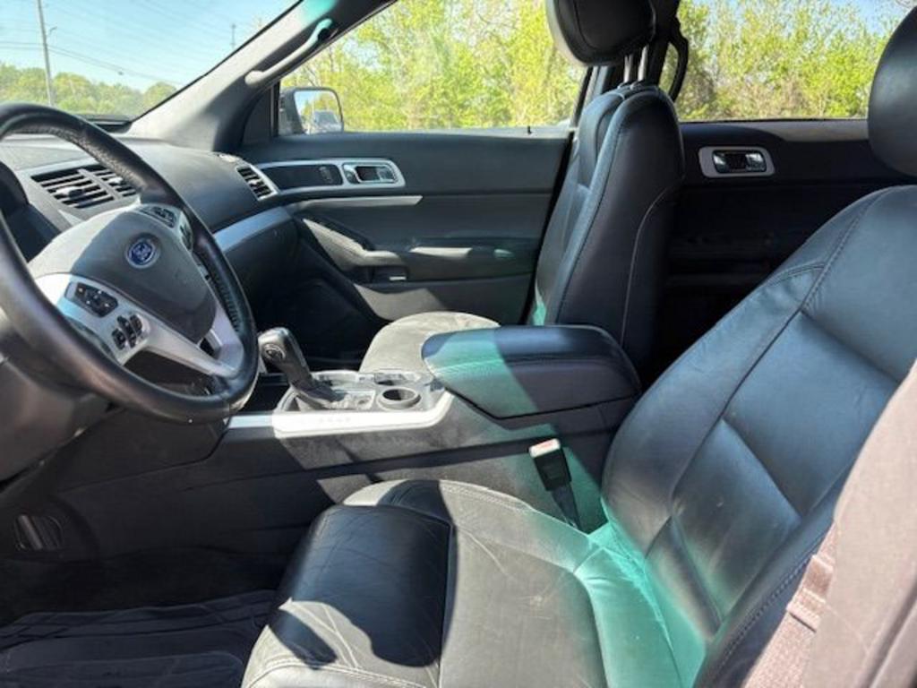 2015 Ford Explorer XLT photo