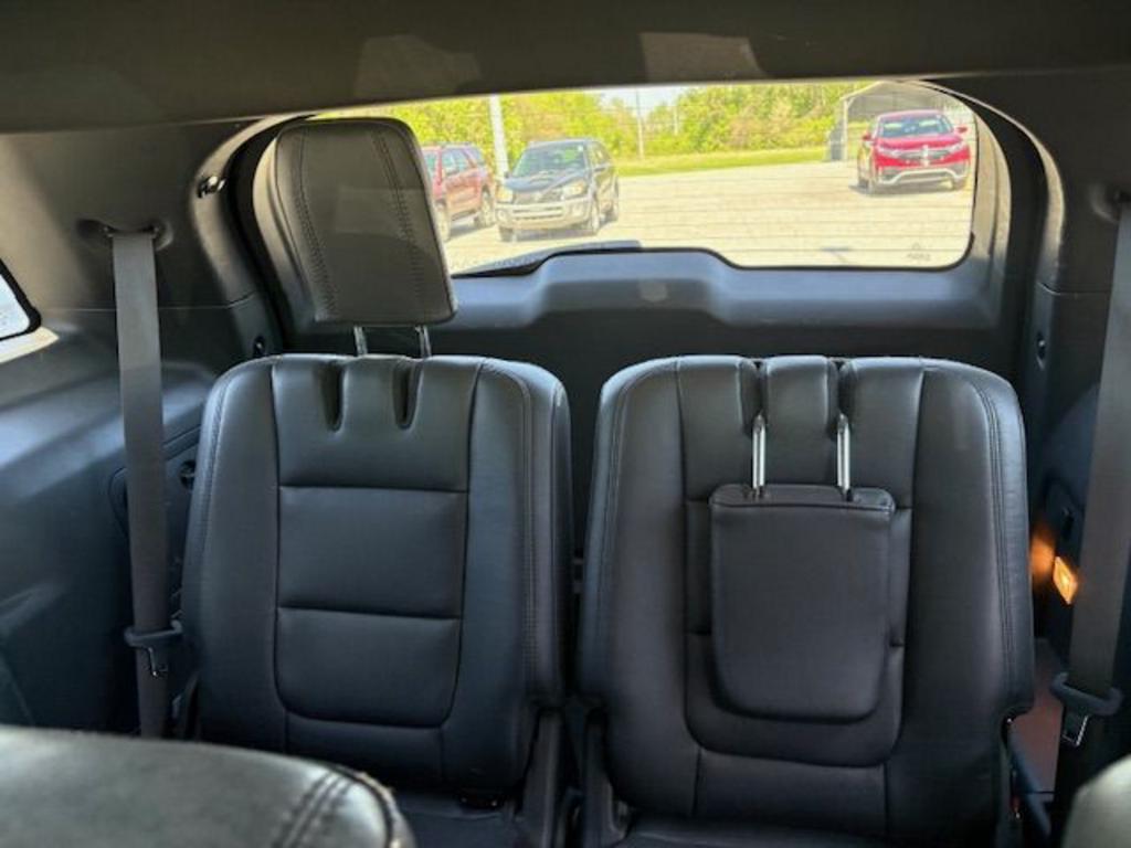 2015 Ford Explorer XLT photo