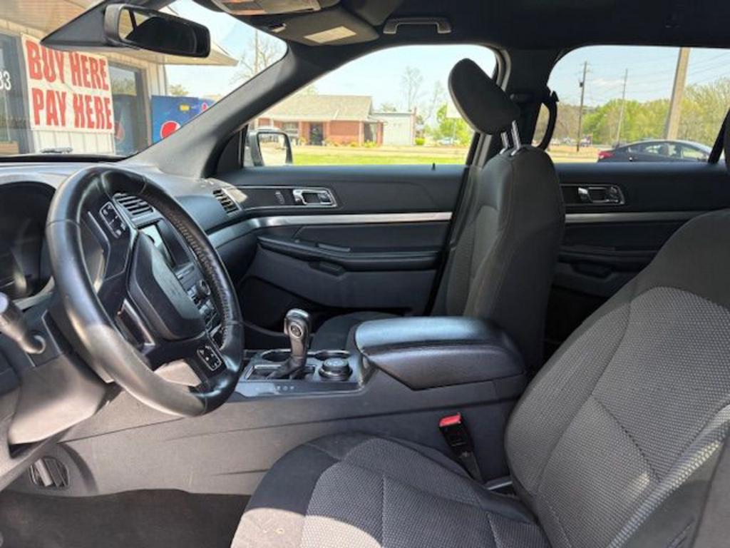 2018 Ford Explorer - $8,995