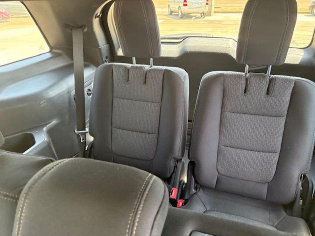 2018 Ford Explorer - $8,995