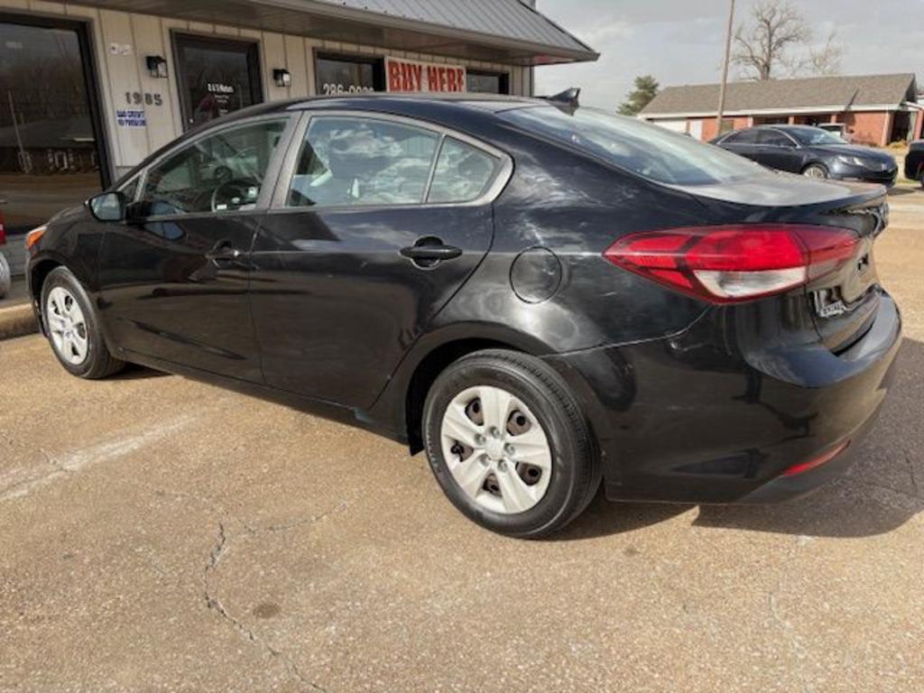 2017 Kia Forte - $9,995