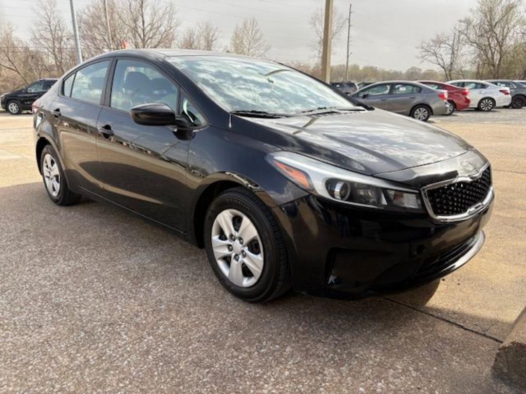 2017 Kia Forte - $9,995