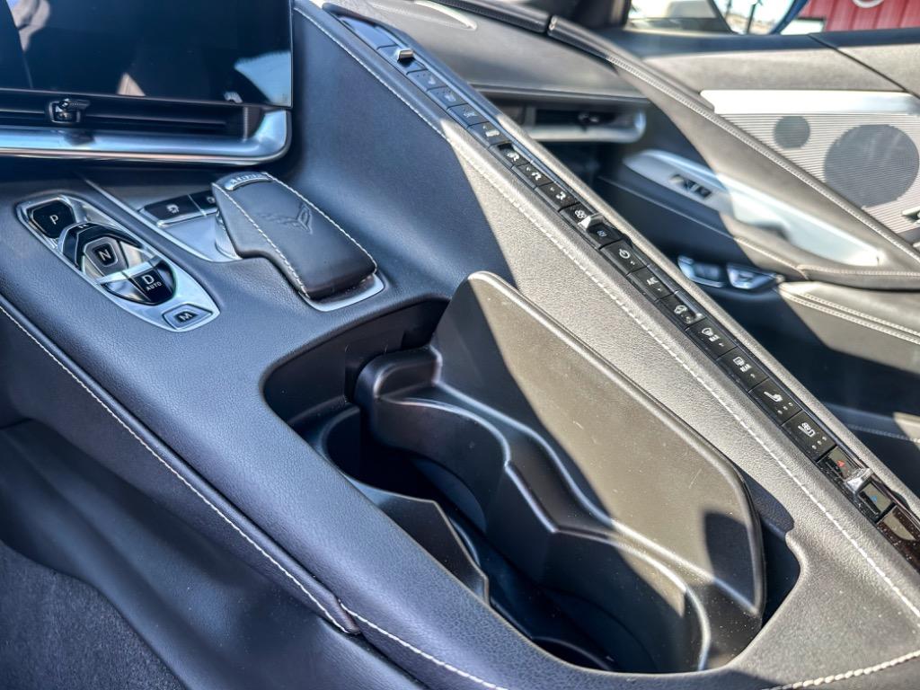 2022 Chevrolet Corvette 2LT photo