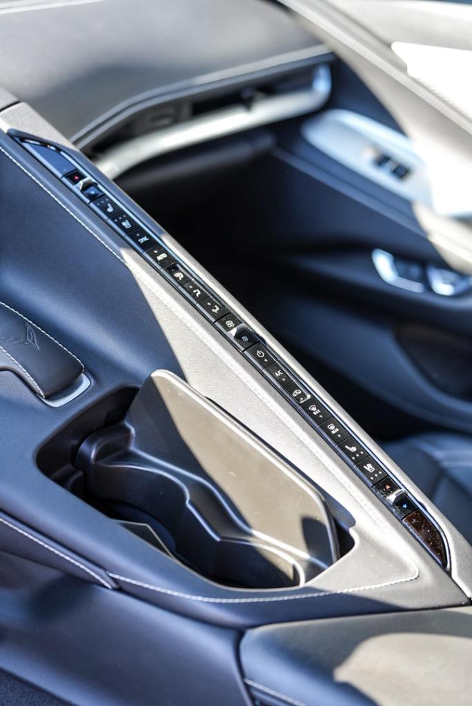 2022 Chevrolet Corvette 2LT photo