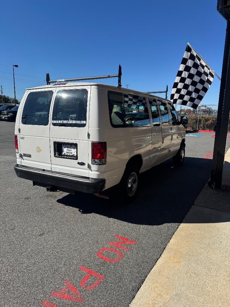 2001 Ford E-350