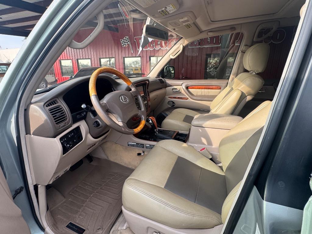 2001 Lexus LX