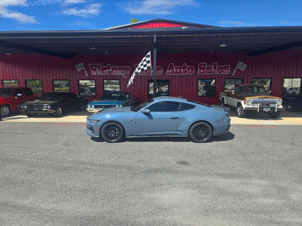2024 Ford Mustang - $38,900