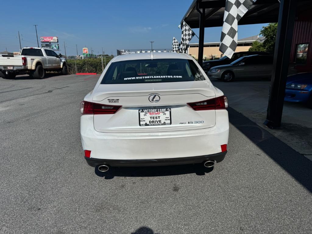 2016 Lexus IS