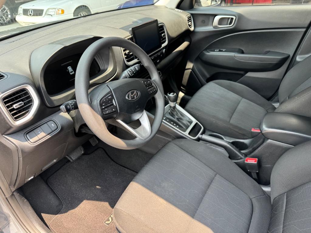 2025 Hyundai Venue - $17,999