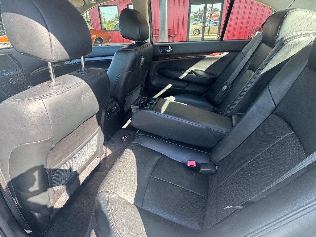 2013 INFINITI G