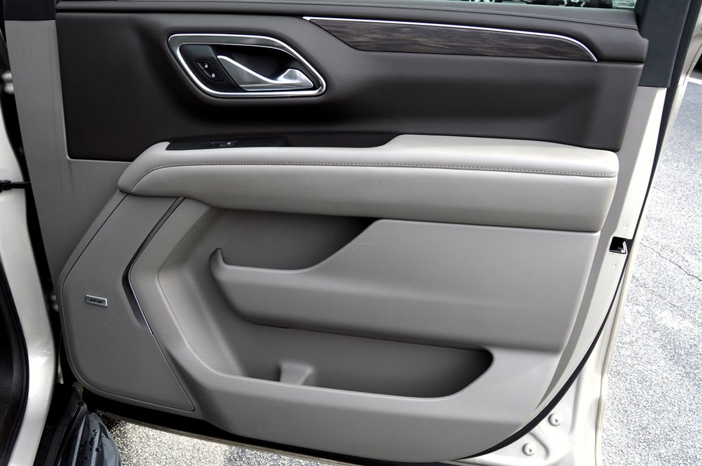 2022 Chevrolet Tahoe LT photo