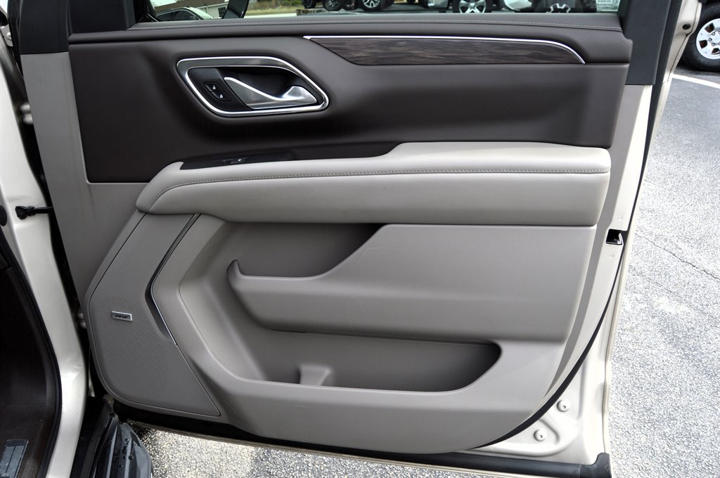 2022 Chevrolet Tahoe LT photo