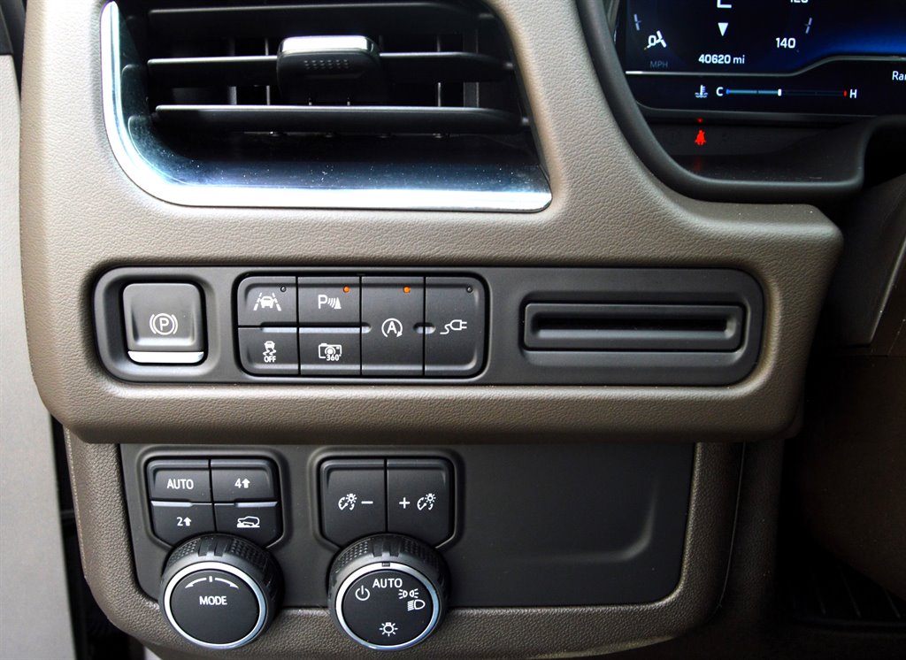 2022 Chevrolet Tahoe LT photo