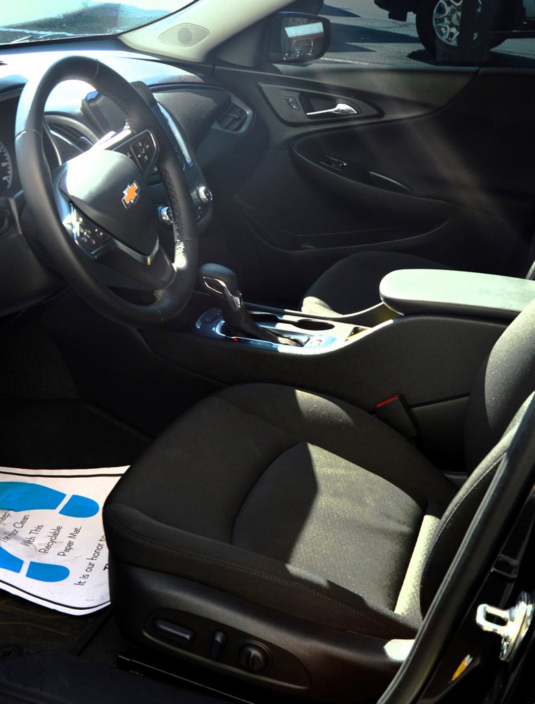 2024 Chevrolet Malibu RS photo 15