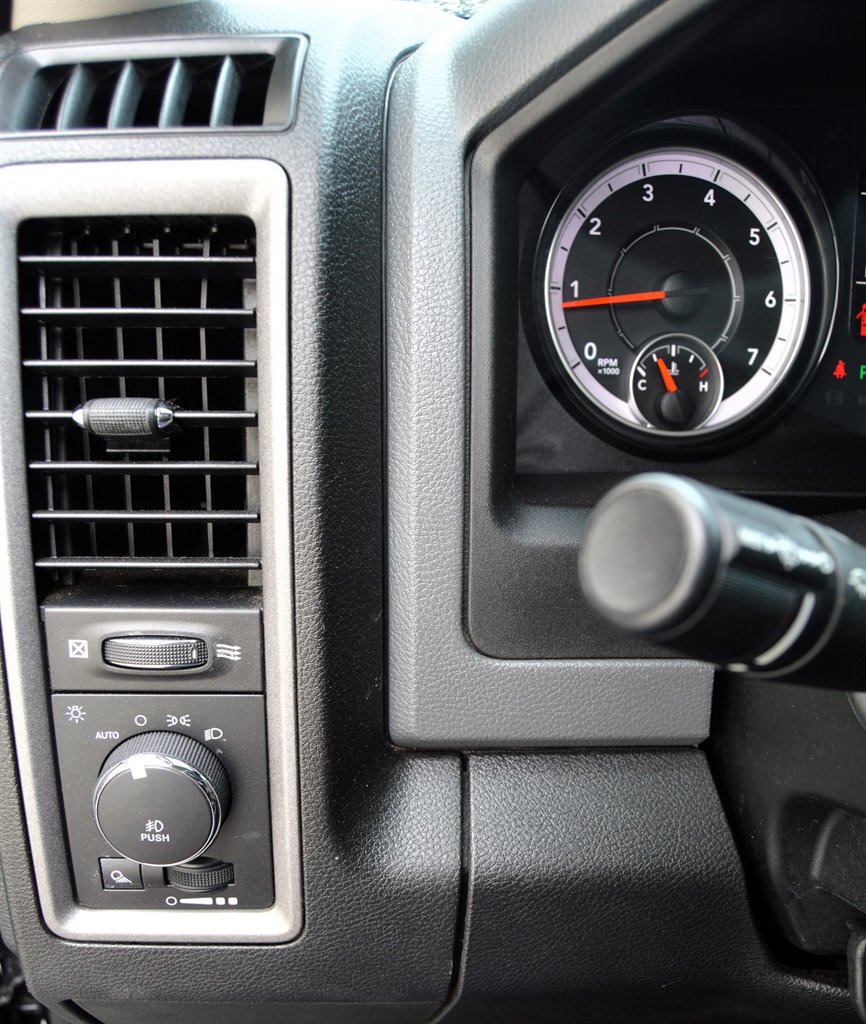 2020 RAM 1500 DS Tradesman photo