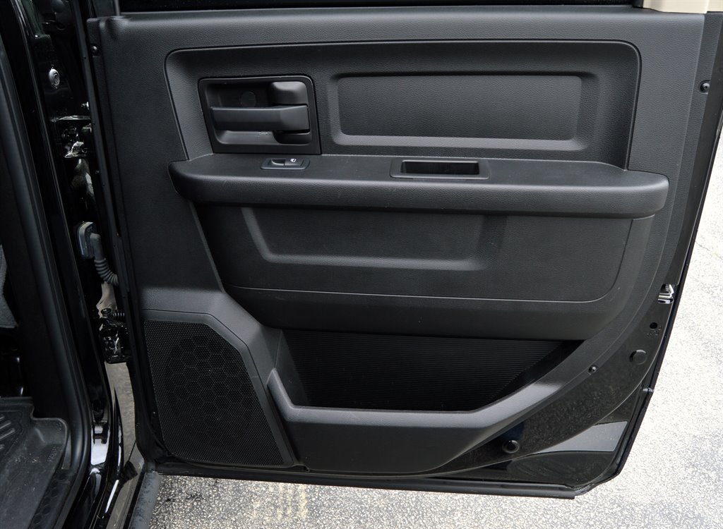 2020 RAM 1500 DS Tradesman photo