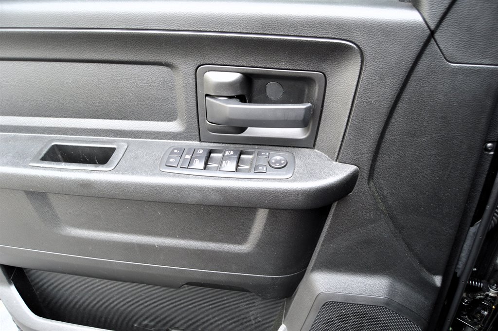 2020 RAM 1500 DS Tradesman photo